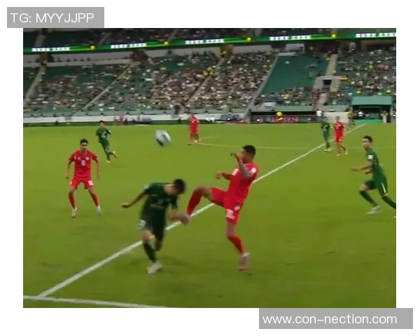 亚冠赛场日本球迷吐槽北京国安与浦和红钻激战无果0比0平局引发热议